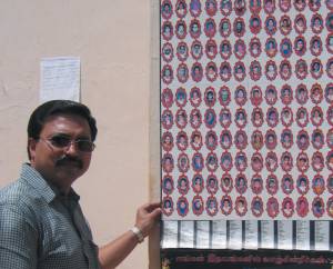 Poster of Children killed by Tsunami with Indian journalist.
