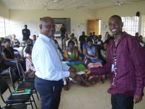 Edward Kamara (izquierda) y Morrison Saidu