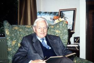 Robin Mowat